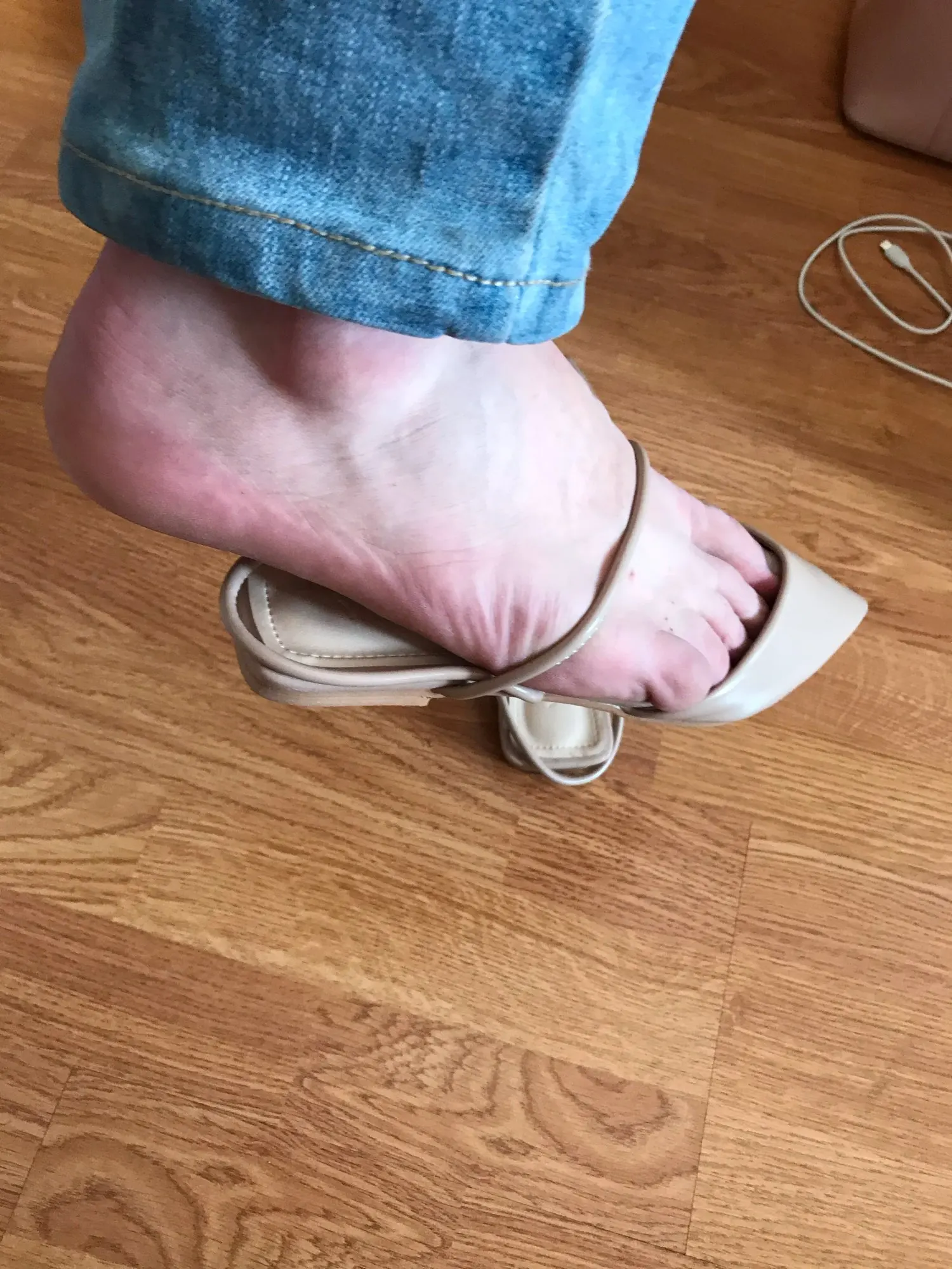 Mature Asian Feet