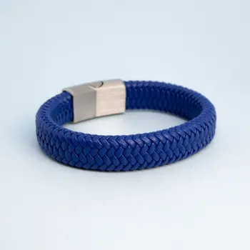 

Leather bracelet (genuine leather, magnetic lock, blue) 54037