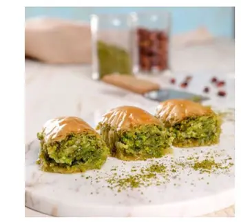 

FROM TURKEY Famous Turkish BAKLAVA Dessert with Peanut and Butter 950 gr. ( 33.5 oz ) We send with DHL EXPRESS to The WORLDWIDE