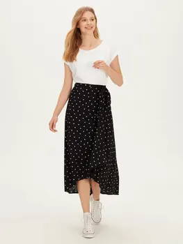 

Asymmetric Cut Polka Dot Skirt