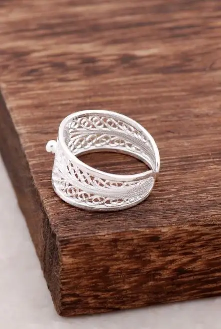 

"Filigree" Embroidered Handmade Silver Ring