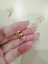 Pendiente de cartílago falso para mujeres y hombres, Clips de oreja sin Piercing, de hojas doradas, joyería, regalos al por mayor