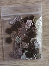 100 Uds. De abalorios de aleación de Metal de dos colores con dos letras, 8x8mm, colgantes para fabricación de joyería artesanal