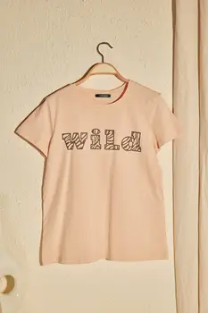 

Trendyol Printed Basic Knitted T-Shirt TWOSS19GH0013