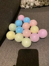 Bolas de baño de agua de 40g, aceite blanqueador para la piel, bombas de baño de burbujas naturales, herramienta de ducha de baño de color rosa aleatoria, 1 unidad