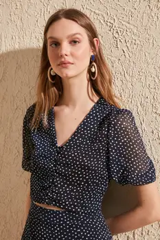 

Trendyol Polka Dot Bluz TWOSS20BZ0536