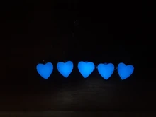 Collar que brilla en la oscuridad para mujer, foto, medallón, corazón fluorescente vintage, colgante, joyería, colgante, regalos