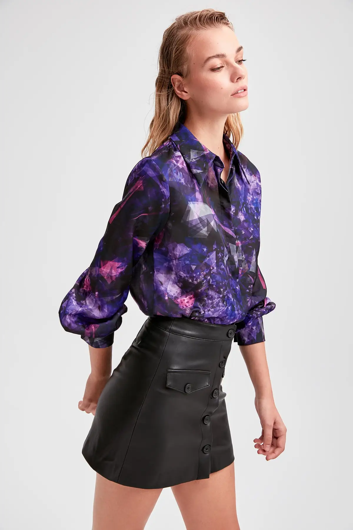 Trendyol фиолетовый Узорчатая рубашка TWOAW20GO0367