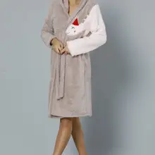 Черный жемчуг женский с капюшоном вышитый мягкий Халат