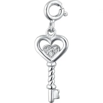 

Esthete pendant with 3 cubic zirconia