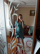 Vestido corto femenino de verano con estampado Floral y manga corta, minivestido Sexy con volantes para mujer, escote triangular, 2020