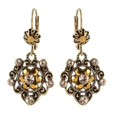 

Earrings Ethel light brown