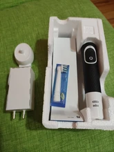 Oral B Vitality D100 CrossAction, Cepillos de dientes Eléctricos Recargables Blanco/Negro, limpieza 2D, cabezal oscila y rota