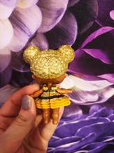 LOL SURPRISE-reina abeja con vestido y niños, conjunto de ropa brillante Punk boy con traje ostentoso con cuerpo de niño, juguete de colección
