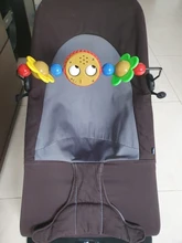 Mecedora a juego para bebé, carrito de muñeca a juego, interruptor, campana de música, soporte de juguetes, torno, asiento de seguridad, juguete colgante de cuna