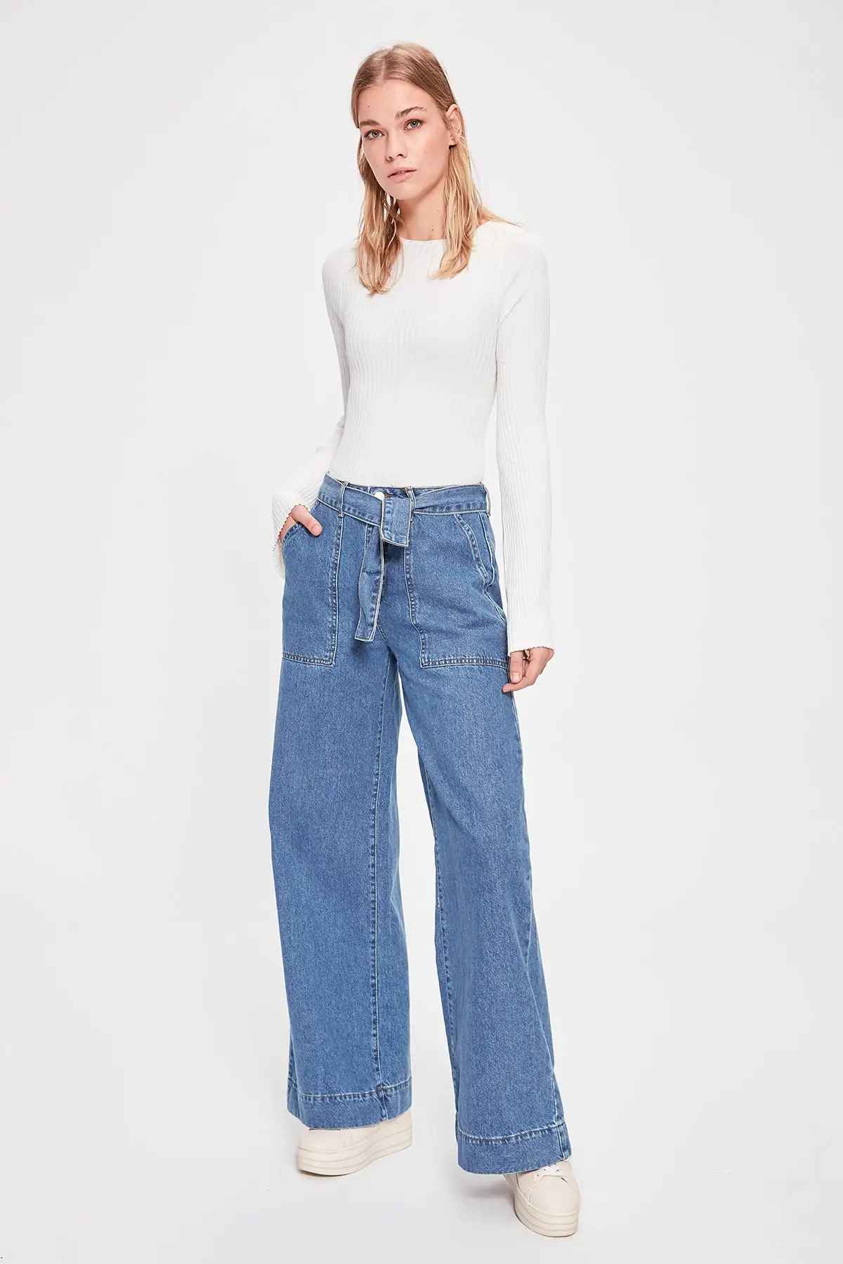Trendyol Arch High Bel Wide Leg Jeans TWOAW20JE0247 |