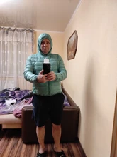 Chaqueta ultraligera de plumón de pato para mujer, prendas de vestir informales a la moda, de talla grande, impermeable, cálido, abrigo con Capucha tipo Parka, 90%