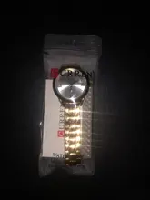 CURREN reloj de oro de las mujeres relojes de señoras creativa de las mujeres relojes de pulsera mujer reloj Relogio femenino Montre Femme