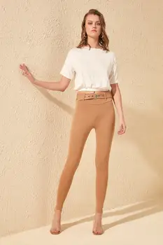 

Trendyol Arched Knitted Leggings TWOSS20TA0118