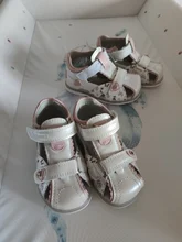 Apakowa-Sandalias de Punta cerrada para niñas pequeñas, zapatos ortopédicos adecuados para playa, de verano, con mariposas y princesas, 1 año