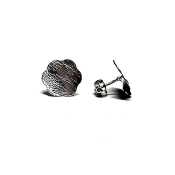 

925 sterling silver earrings m nuanced flower 14mm. [AB2553]