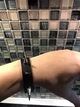 Pulsera gótica negra Punk para mujer, remache de punta cónica, brazalete de cuero negro, talla grande, Unisex