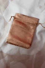 50 unids/bolsa 7x9cm 9x12cm 10x15cm embalaje de joyería ajustable colores plateados/dorados bolsa de terciopelo con cordón, bolsas de regalo de boda y bolsas