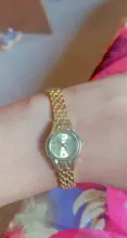 Mujer reloj de pulsera de Mujer de oro Relojes pequeño Dial cuarzo ocio reloj Popular reloj de pulsera hora Mujer damas elegante Relojes