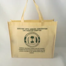 1000 шт./лот, многоразовая бежевая Нетканая сумка для покупок, сумка для обуви, одежды, подарочная упаковка, рекламная акция