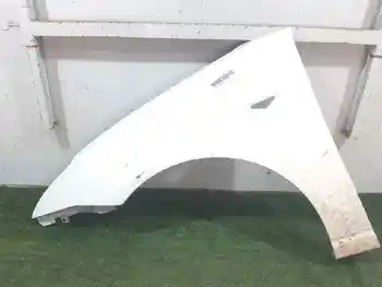 

1350732 front fin left FORD FOCUS saloon (CAK)