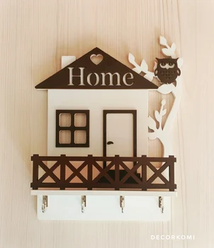 

Wall key made of wood in the hallway "house with a scoop"