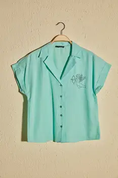 

Trendyol Embroidery Detail Shirt TWOSS20GO0536