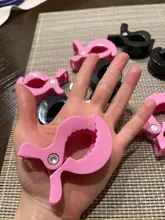 Accesorios coloridos para asiento de coche de bebé, Clip de plástico para cochecito, cubierta de gancho, manta, mosquitera, 2 uds. Por lote