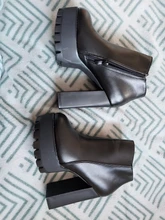 Botines con cremallera lateral para mujer, botas cómodas con hebilla de plataforma, tacón alto grueso de 12Cm, novedad de 2020