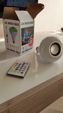 Bombilla inalámbrica para Altavoz Bluetooth, lámpara de Bombilla LED regulable con 24 teclas y Control remoto, E27, RGBW