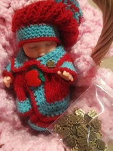 60 uds hallazgos de joyería de moda, etiquetas de metal para joyería, aleación de dos colores 8*8MM Flor de ciruela placa hecha a mano abalorios de letras