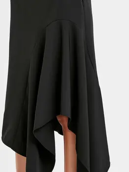 

Flexible Asymmetrical Skirt