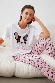 

Trendyol Dog Printed Knitted Pajamas Set THMAW21PT0318