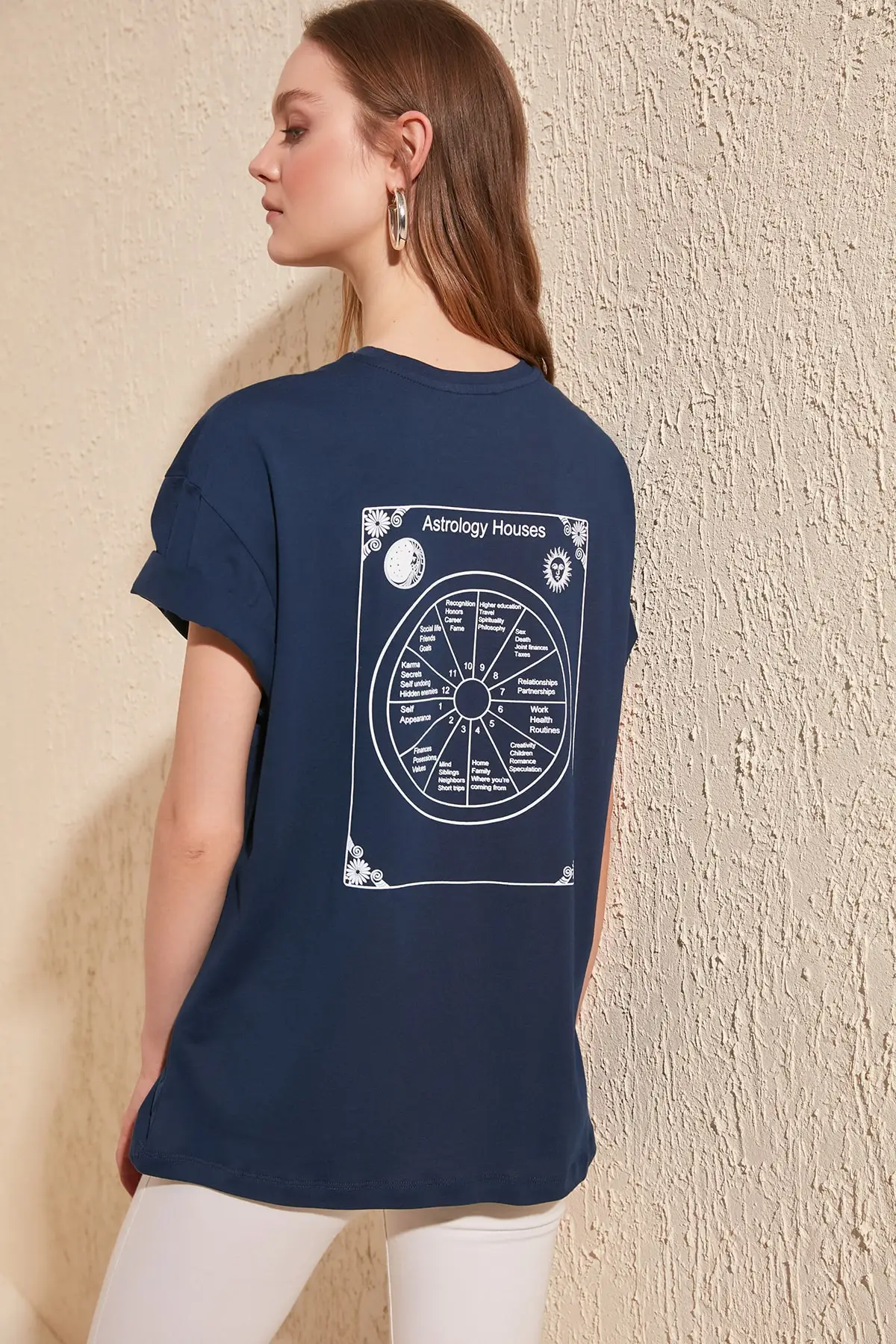 

Trendyol Backpack Printed Boyfriend Knitted T-Shirt TWOSS20TS0493