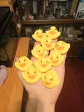 10 unids/lote lindo bebé niños juguete de goma patos de baño Baño habitación diversión con agua juego recién nacido niños niñas juguetes para los niños