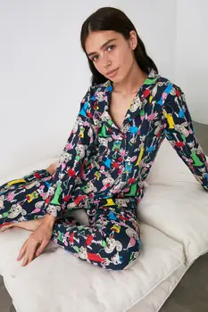 

Trendyol Printed Knitted Pajamas Set THMAW21PT0853