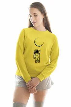 

Angemiel Wear Moon Balloon Holding Astronot Women Sweatshirts