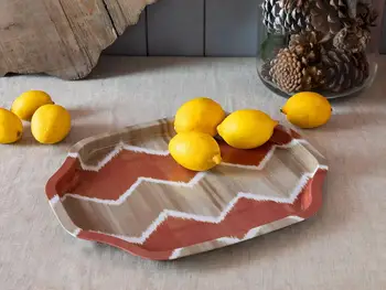 

Geometric Metal Octagonal Tray 27,8X33,2 Cm Cream - Cinnamon Home Sweet Home traditional motif