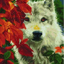 Алмазная мозаика EF 922 Волк за осенней листвой 30*40