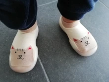 Zapatos antideslizantes para niños, Calcetines antideslizantes de algodón para recién nacidos, con suela de goma, calcetines para interiores de dibujos animados