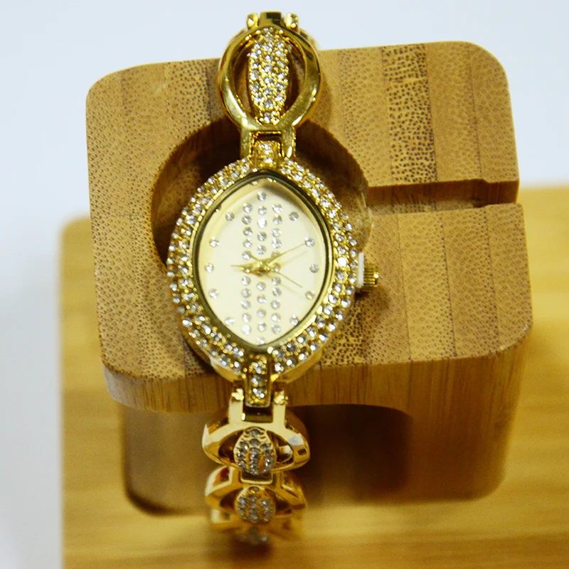 

FITRON New Oval Full Diamond Women Special Bracelet Bracelet Design Ladies Quartz Wristwatch Analog Alloy Women Watches