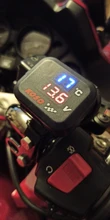 KOSO-indicador voltímetro indefinido para motocicleta, pantalla de voltaje de temperatura con carga USB para Vespa TMAX XMAX