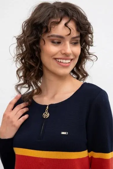 U.S. POLO ASSN. Для женщин Платья-свитеры