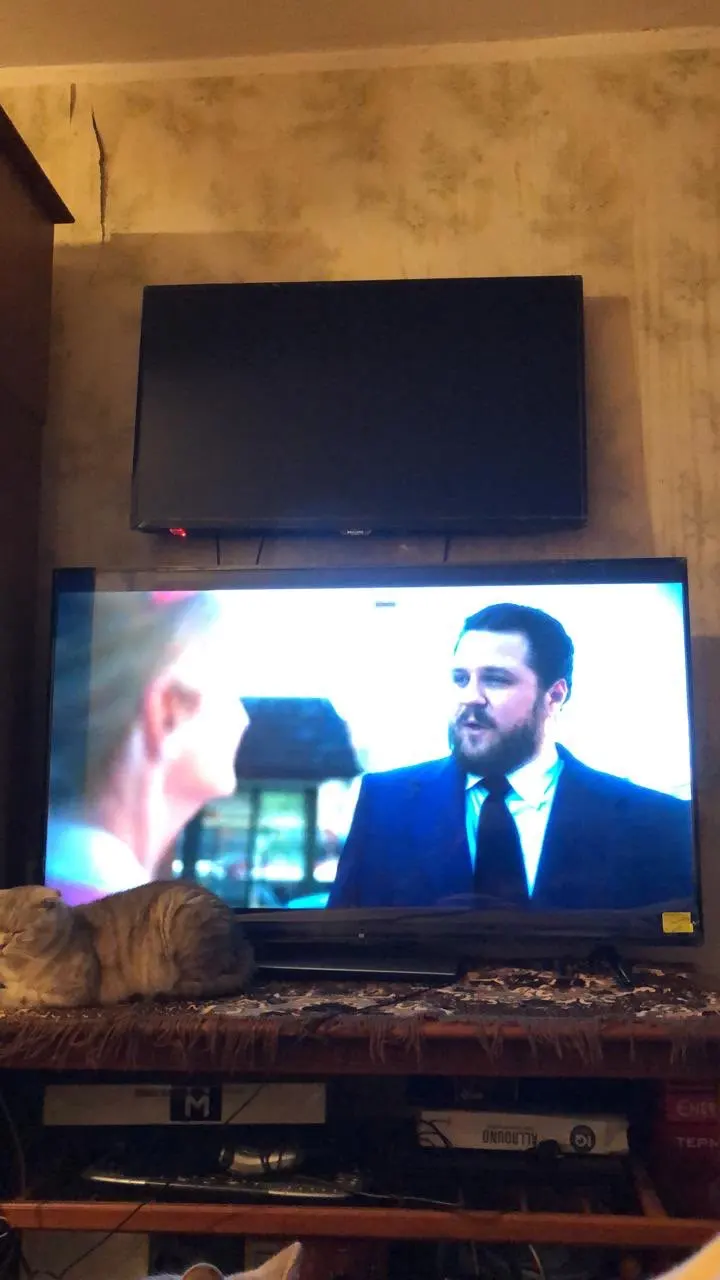 Отзыв о товаре Телевизор 55 дюйма Xiaomi Mi TV 4A 55 Smart TV Xiaomi 4k Television 55Inch Led TV L55M5-5ARUM от пользователя P***n