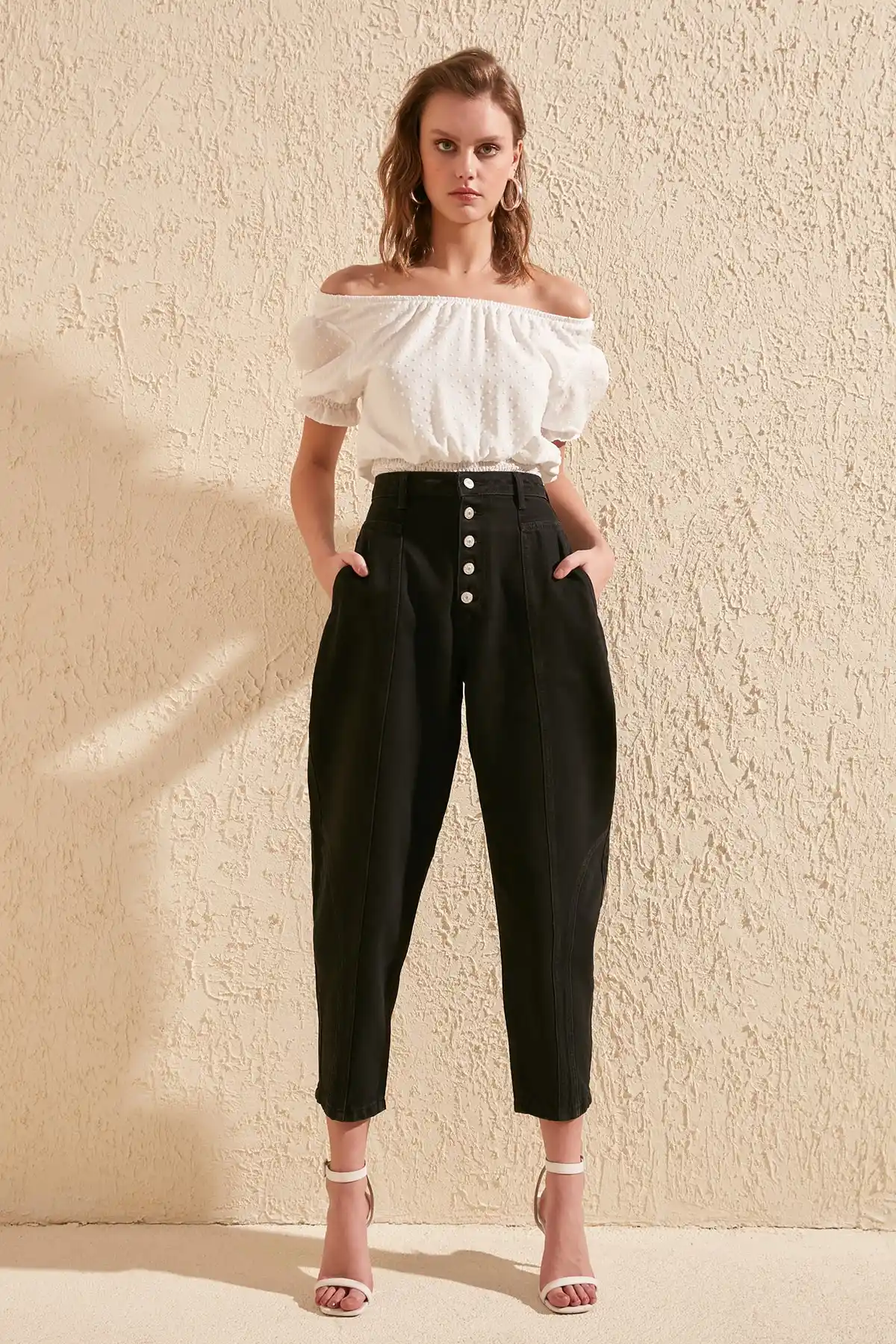 high waisted balloon jeans